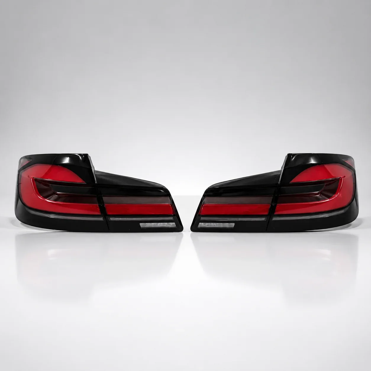 Lampy tył LED dynamiczne kierunki — BMW 5 F10 (style G30)